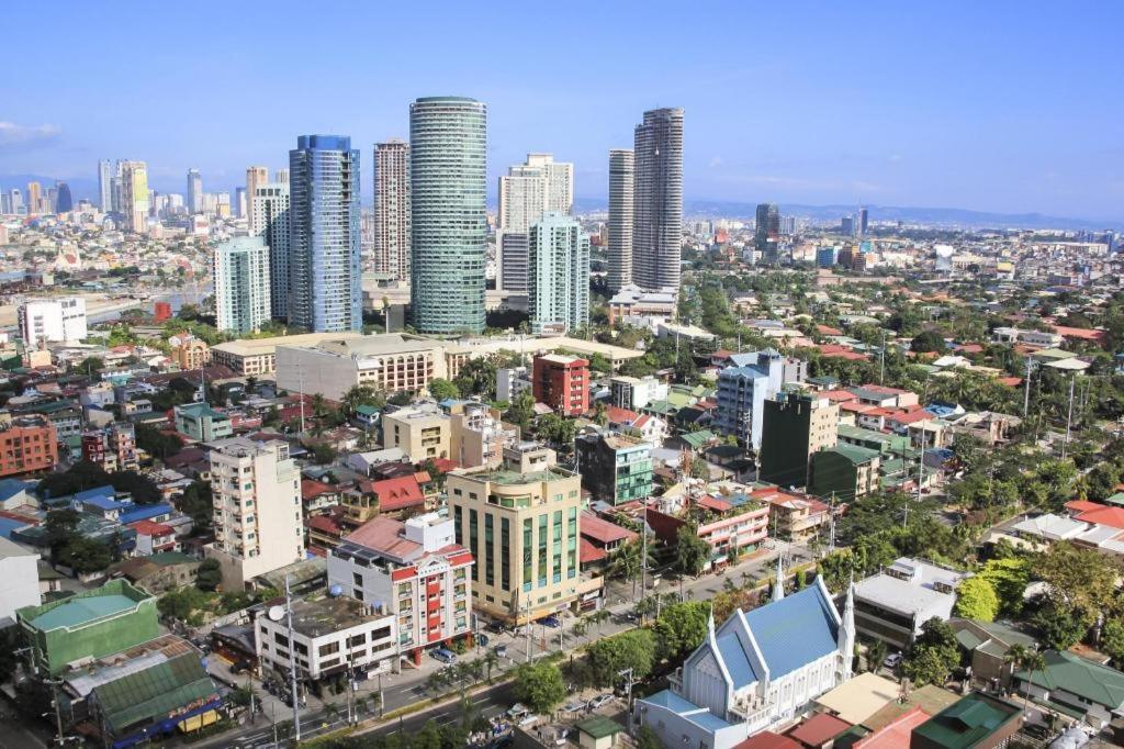 Vista Hotel Cubao Quezon City Extérieur photo